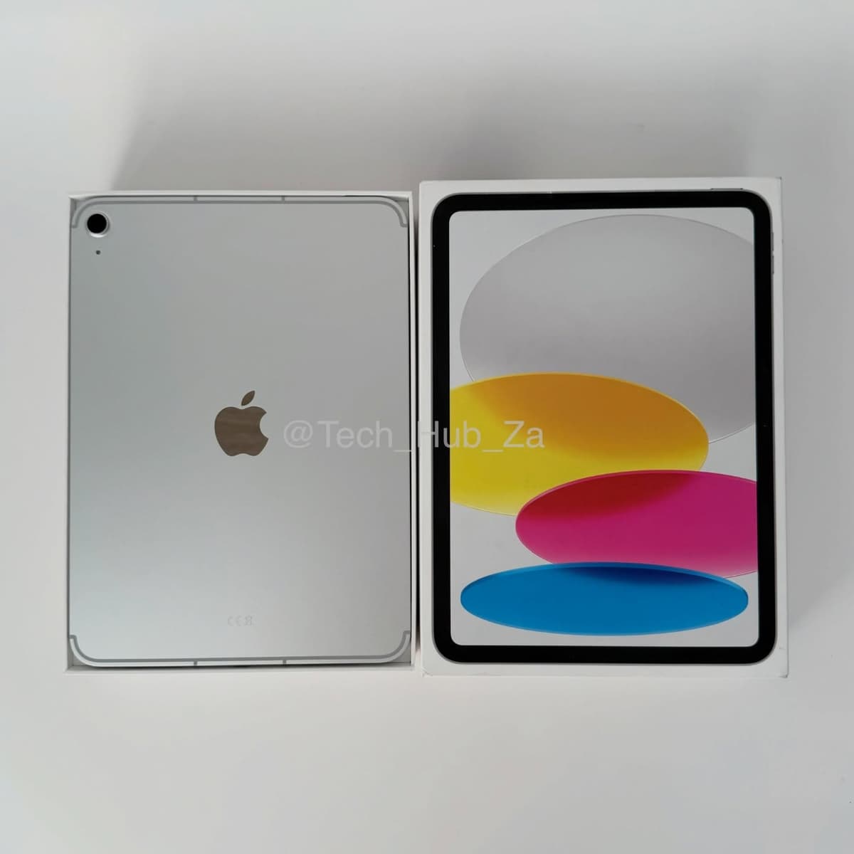 iPad A16 128GB Silver - Image 1