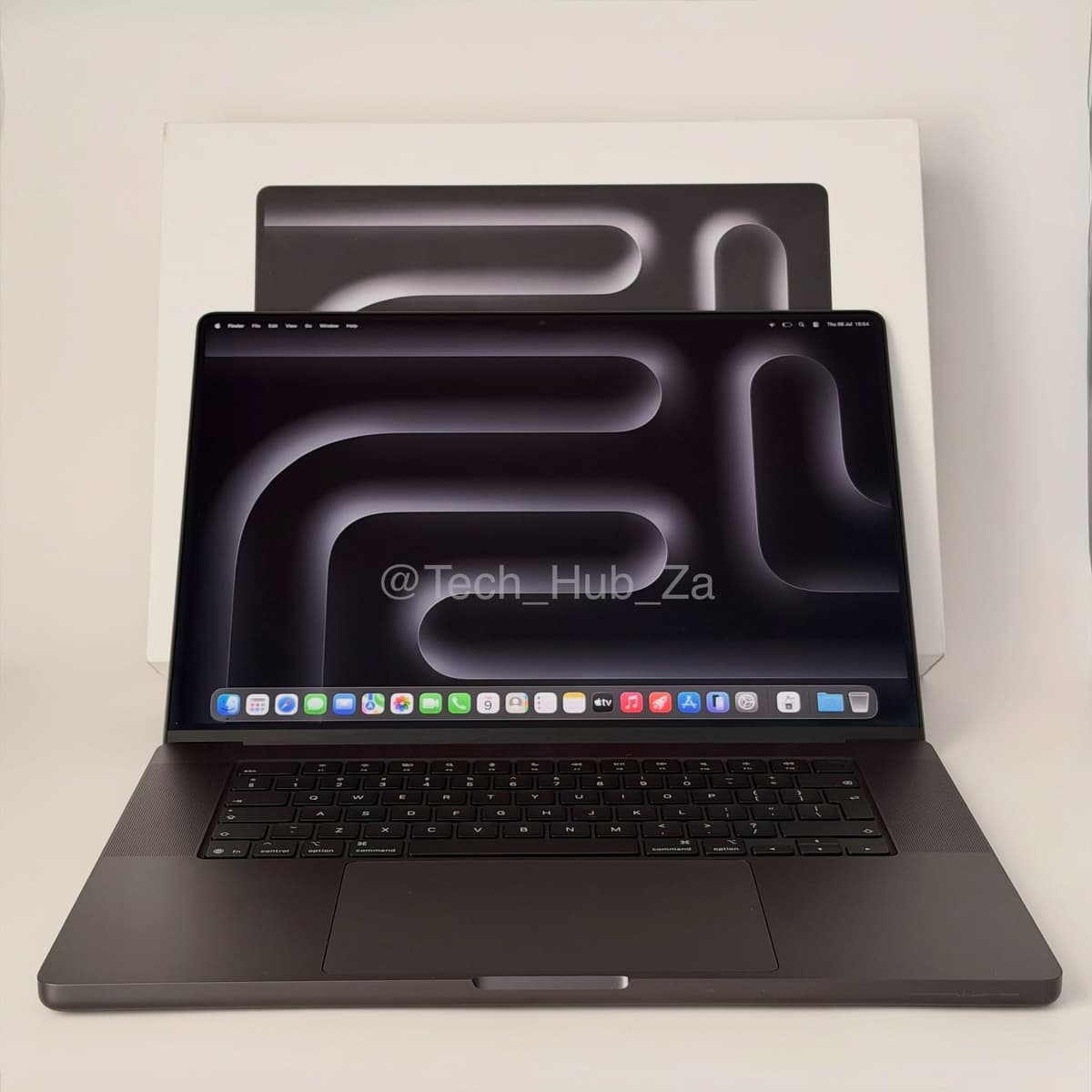 16” MacBook Pro M5 Pro Space Black - Image 1