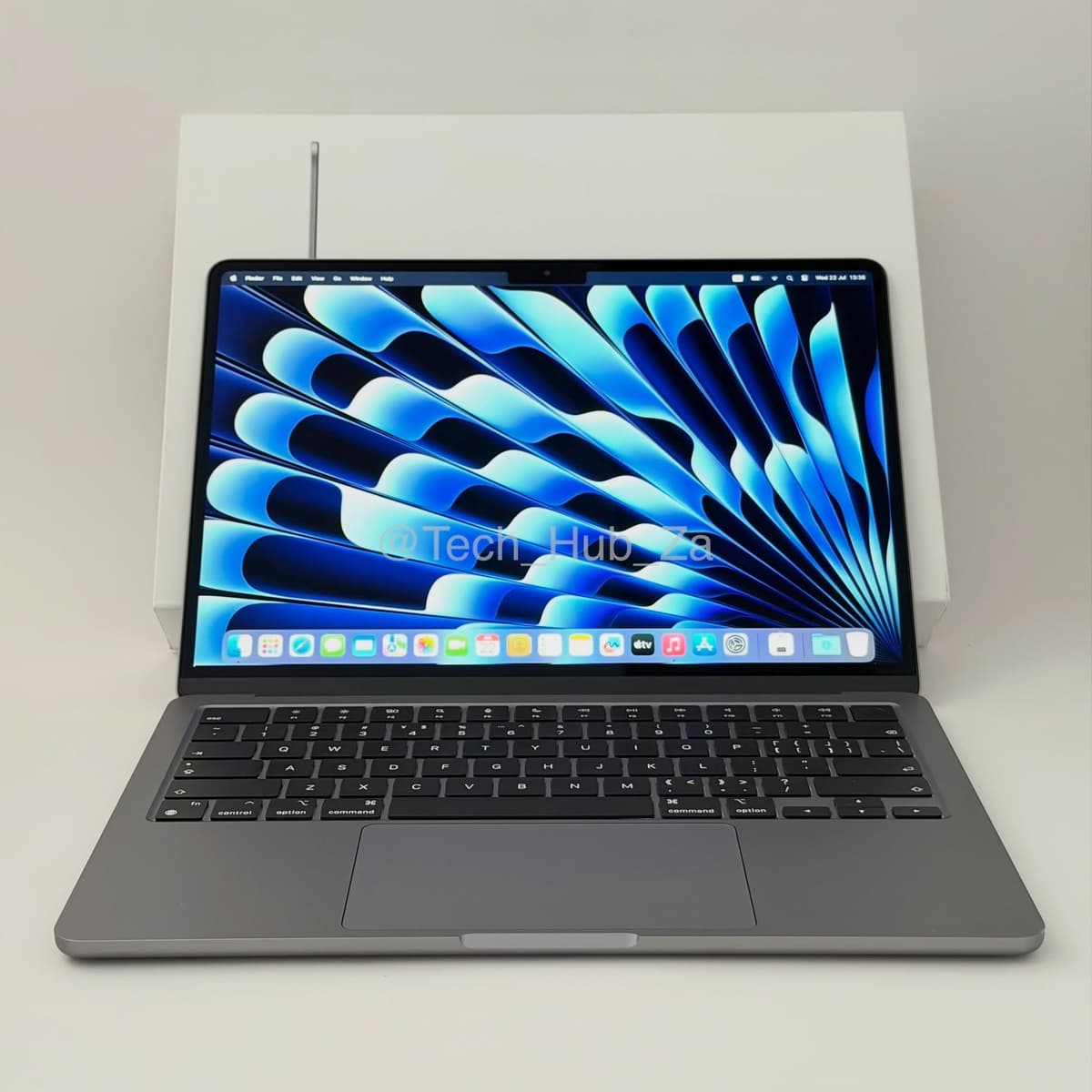 13” MacBook Air M3 2024 Space Grey - Image 1