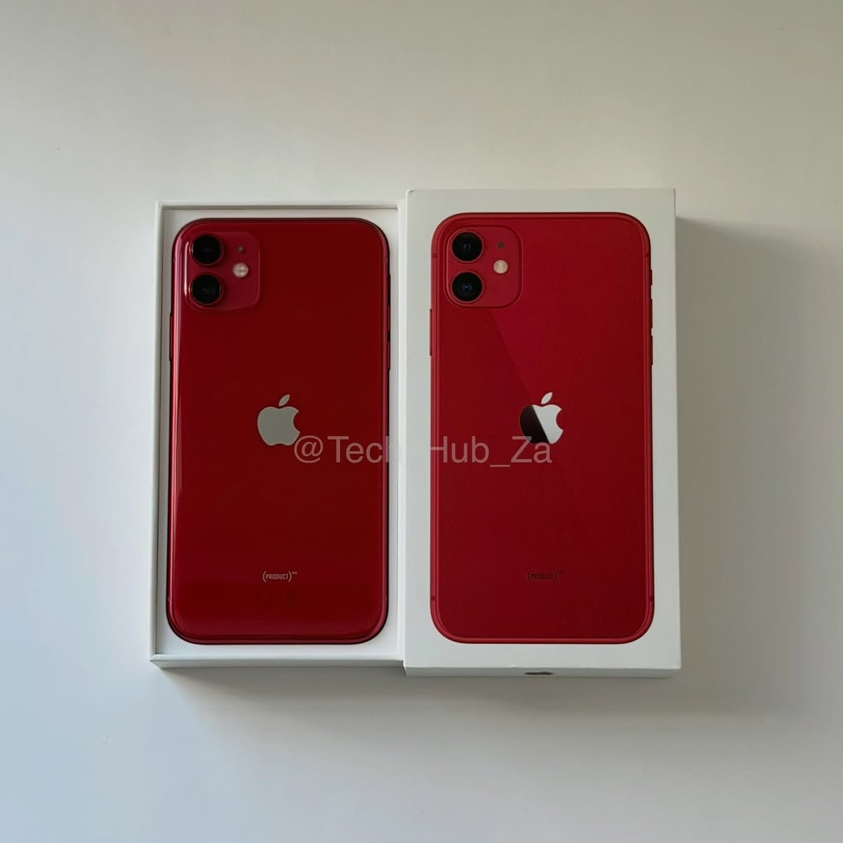 iPhone 11 64GB Red Red - Image 1