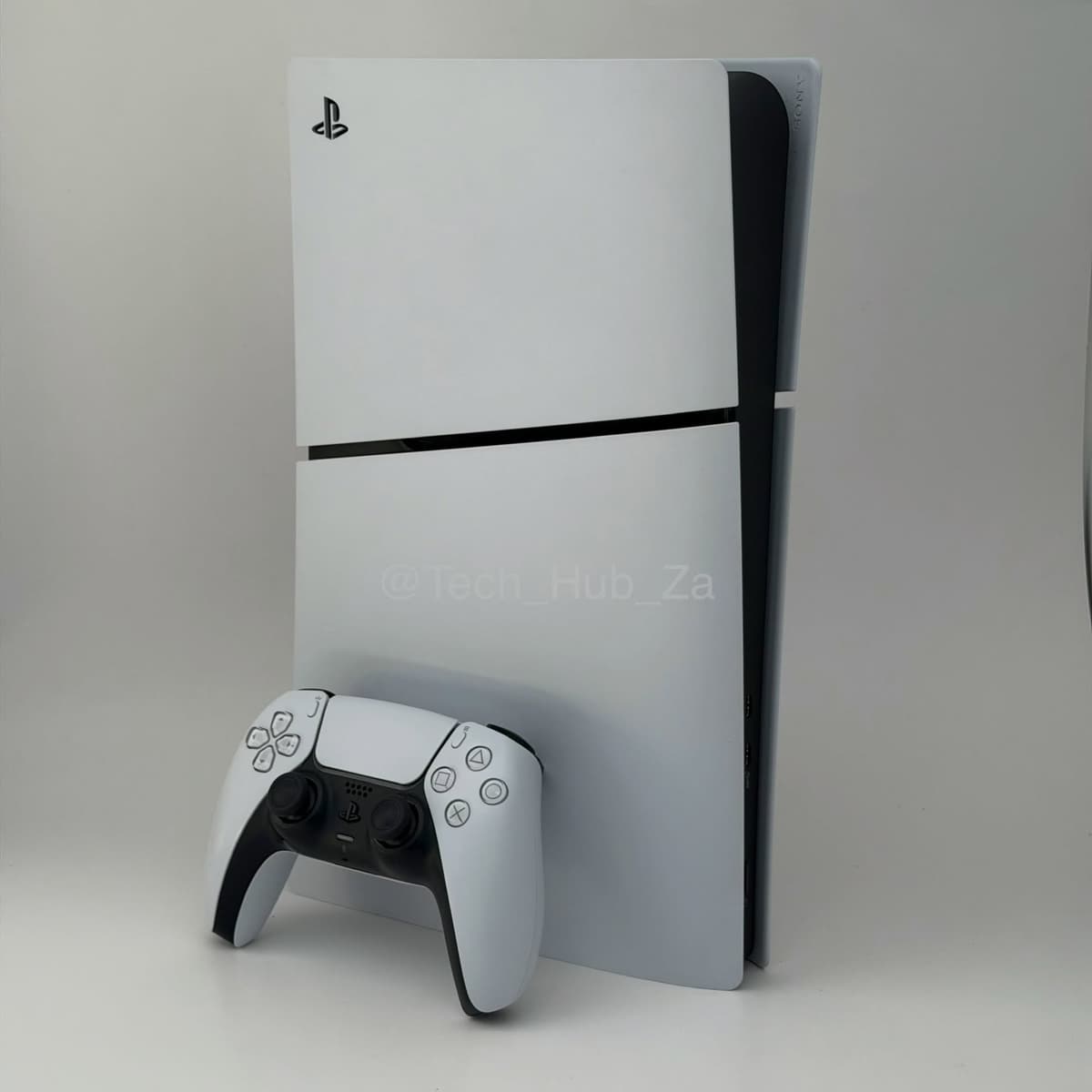 PS5 1TB Digital Slim Edition with One Controller black - Image 1